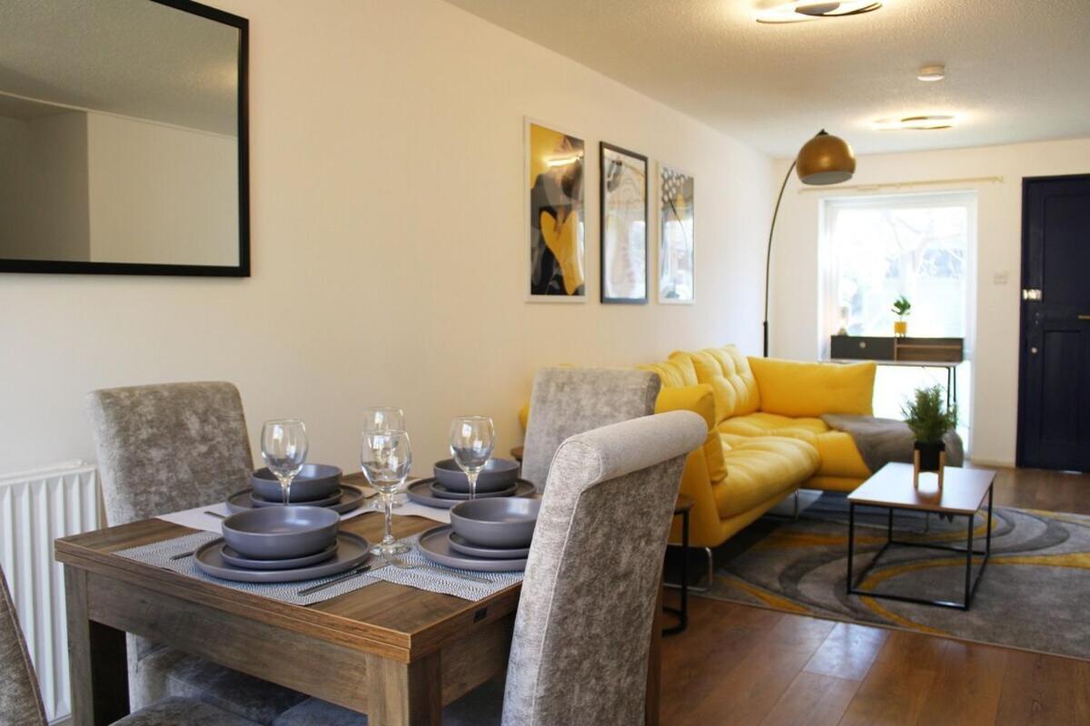Apartment Comfortable House For 6 People Near City Centre - Midhurst Close Ii *